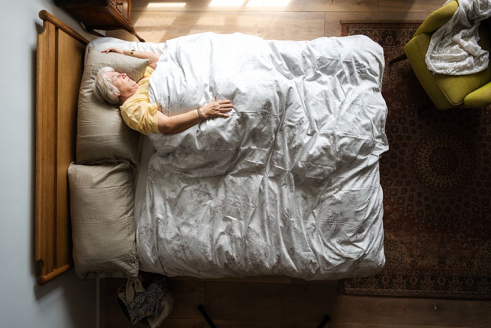 sleep tips for seniors - SeniorRadar
